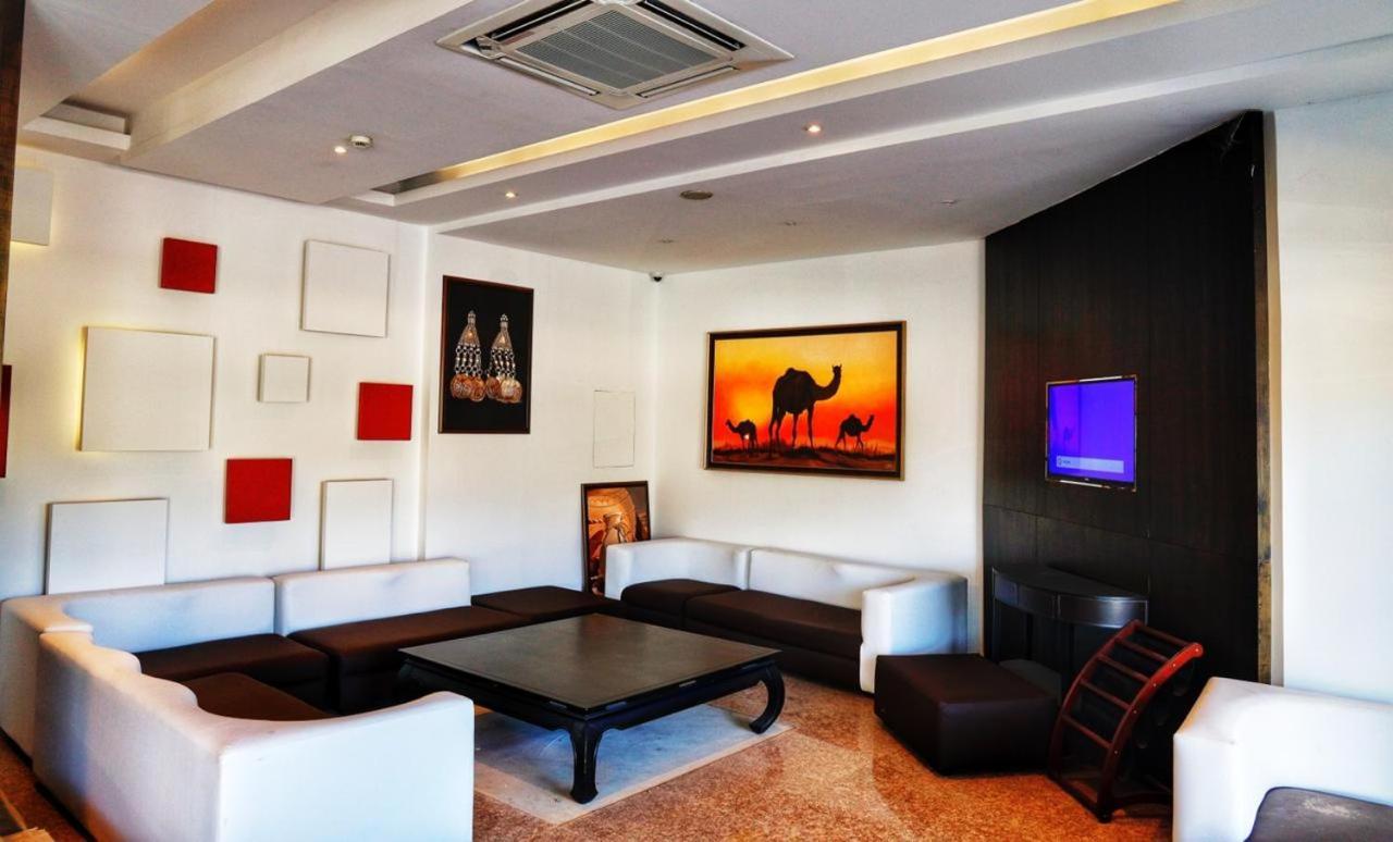 Johny International Hotel Maskat Zewnętrze zdjęcie